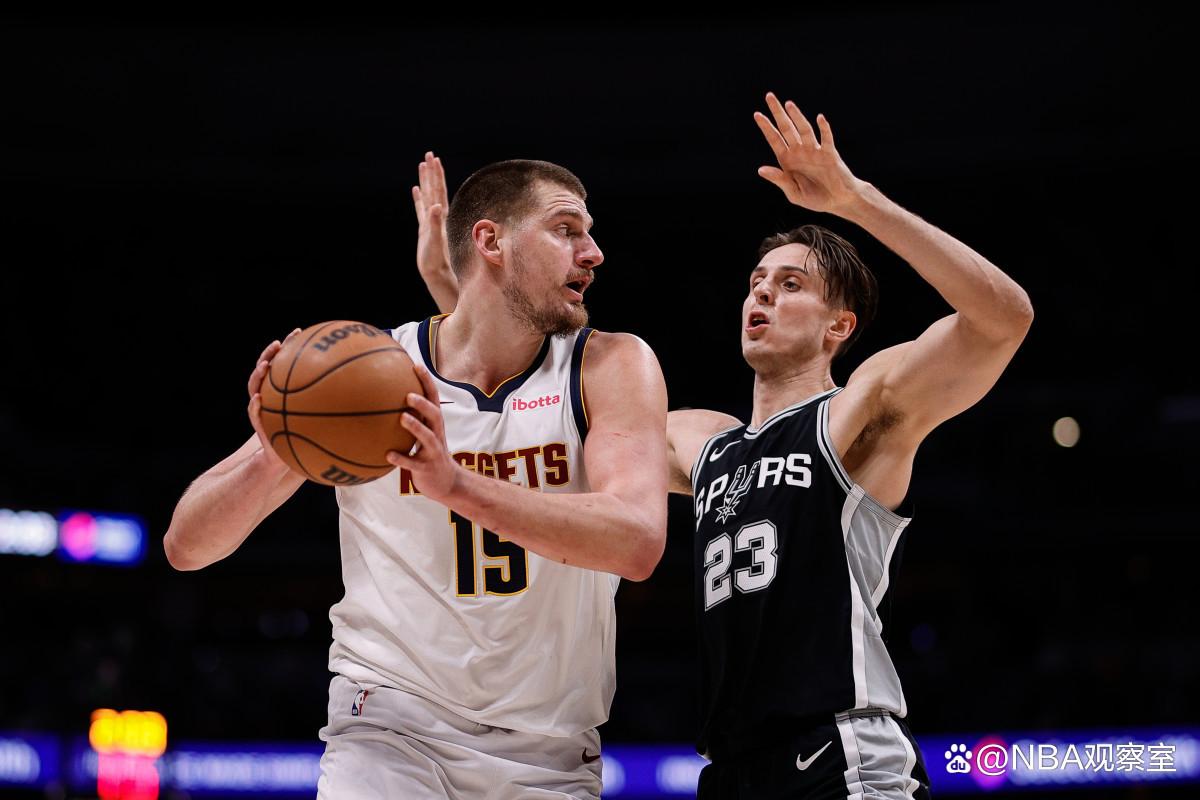 掘金队客场赢雄鹿队，哈里斯再次成为MVP黑马