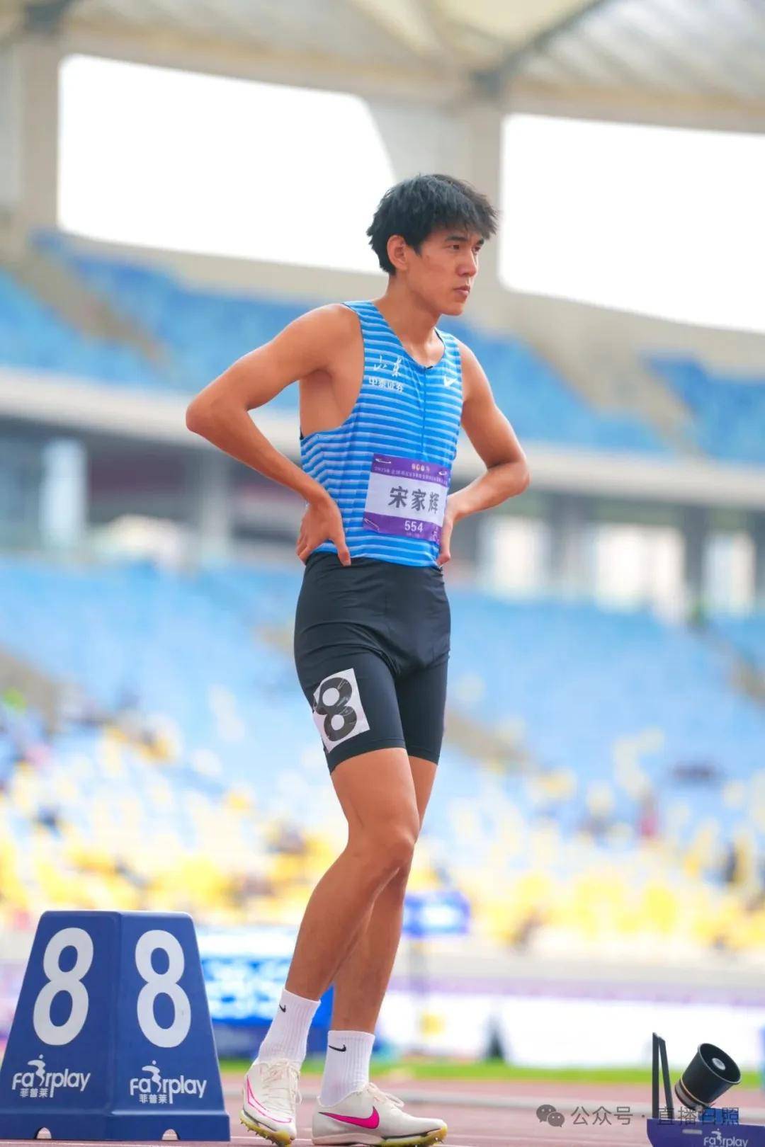 精湛技艺令人赞叹，运动员展示最高水平运动表现的简单介绍