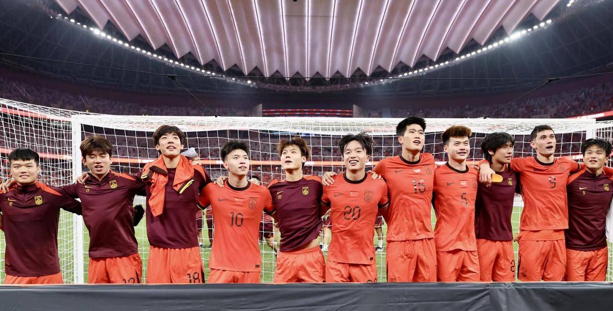 国家队备战亚洲杯，精神状态良好