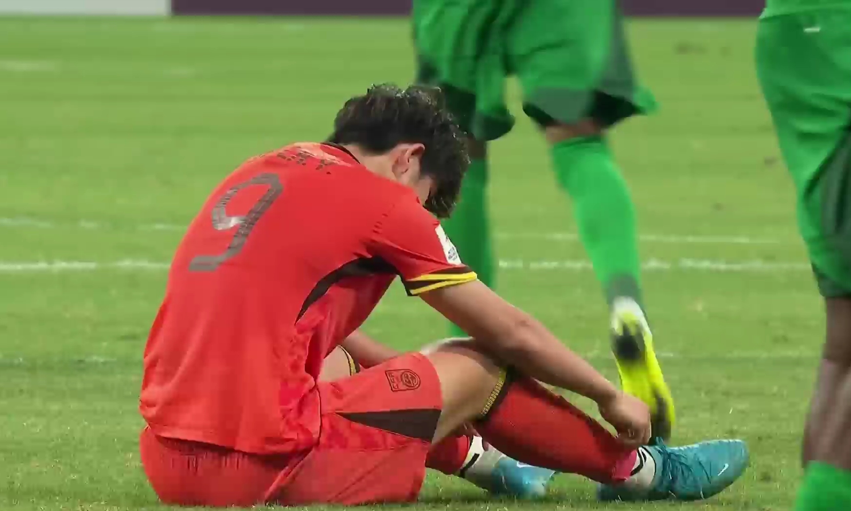 河南队主场遭遇失败，寻找突破