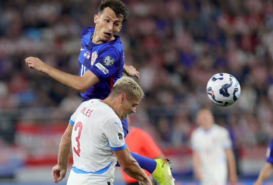 克罗地亚战胜斯洛文尼亚，欧洲杯预选赛中获胜