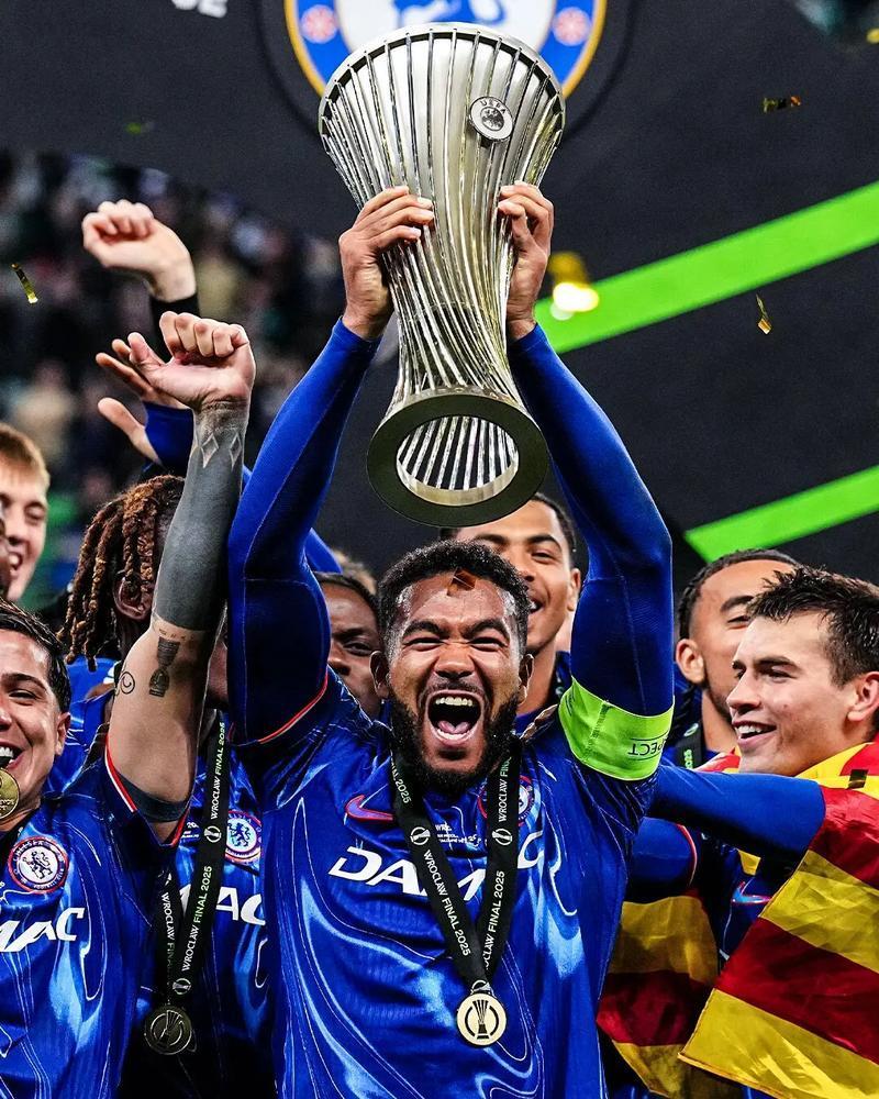 阿贾克斯逆袭切尔西，晋级抢眼